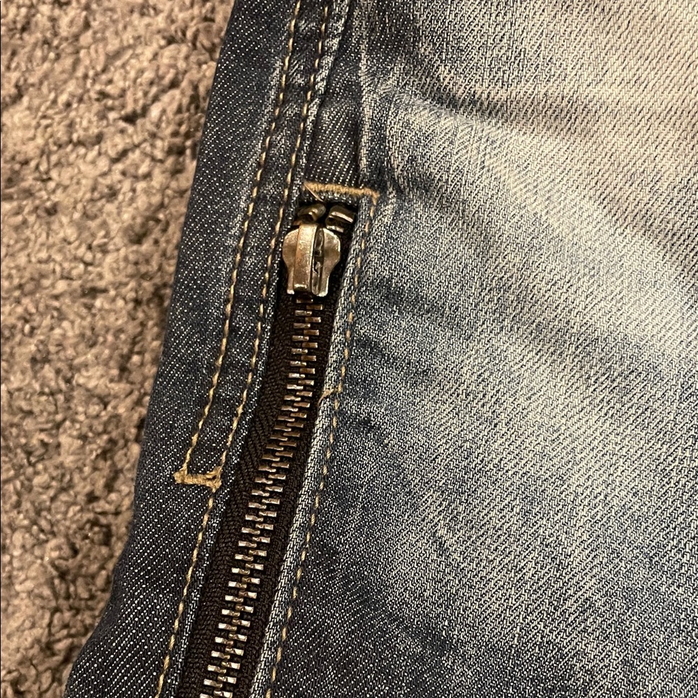 Jordan Craig Legacy Edition Men's Relaxed Fit Faded Dark Wash Jeans - Picture 9 of 9